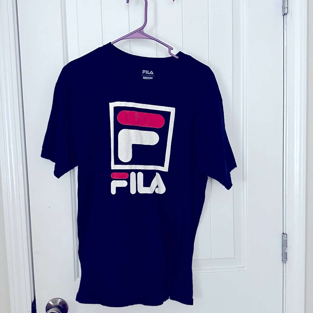 Navy blue Fila tee